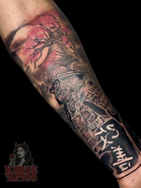Tatuaje Black & Grey